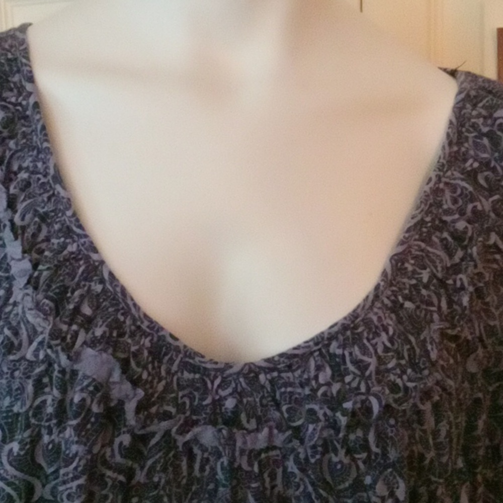 Tee - Picture 2 of 4